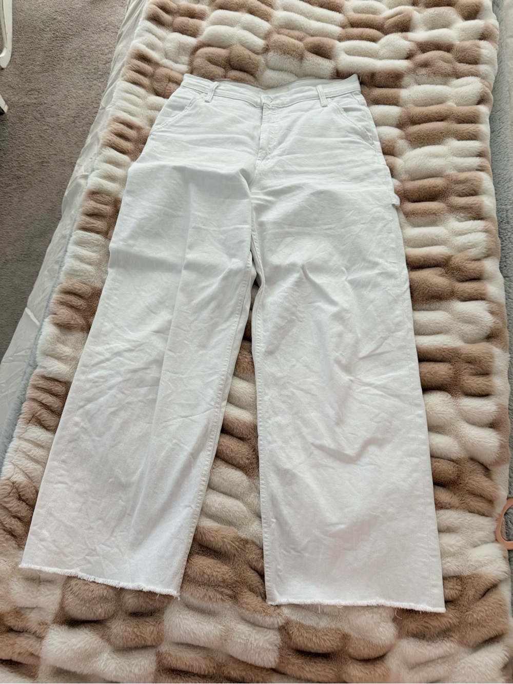 MOTHER White The Stud Finder Sneak 28 jeans